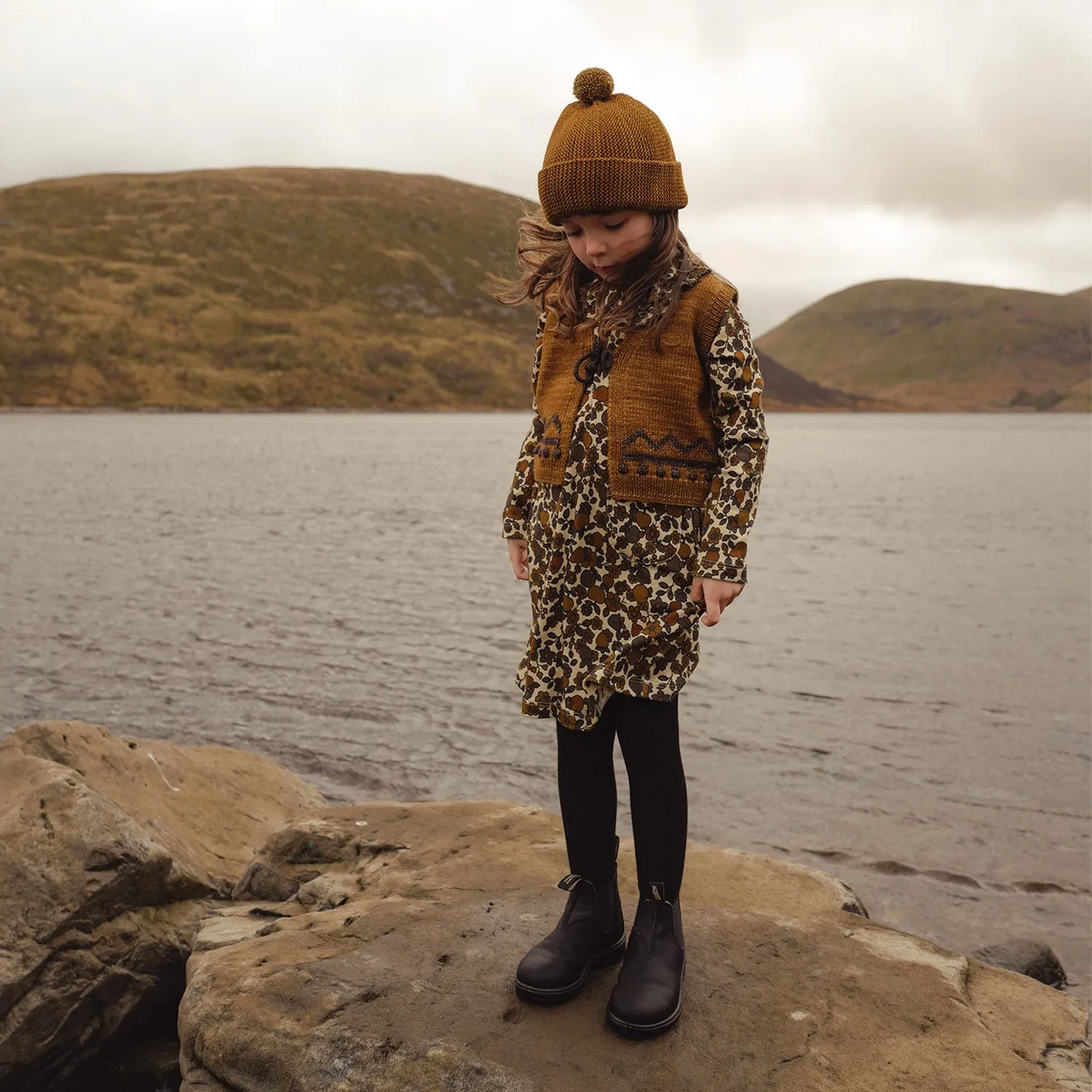 Hand Knit Merino Wool Zig-Zag Vest - Nutmeg/Bark